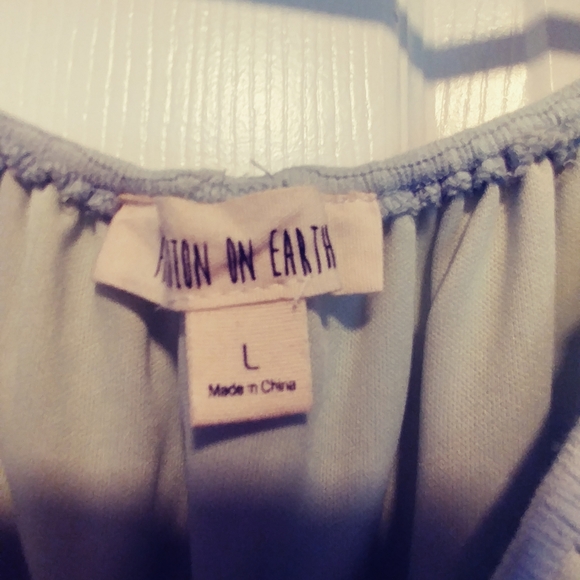 Fashion on earth long dress. - Picture 4 of 5